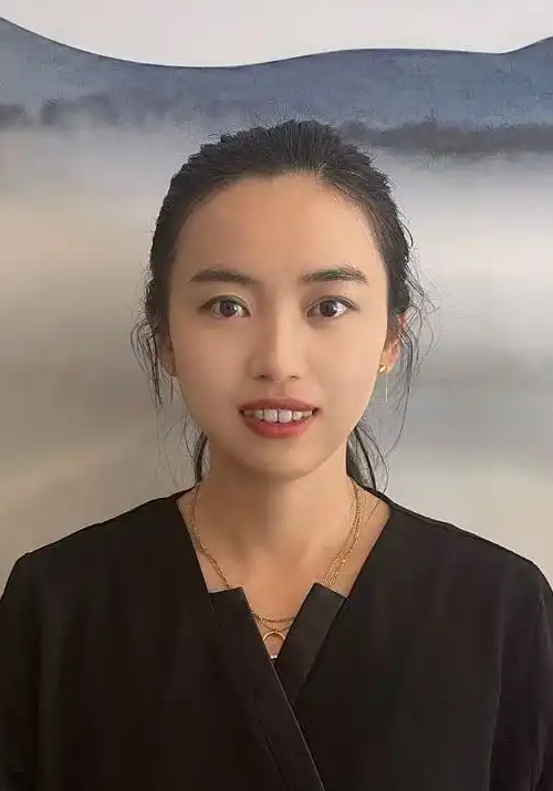 Linna - Marketing Manager